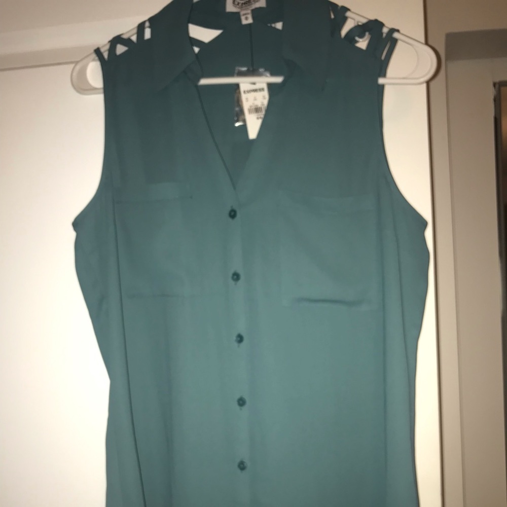 Cute teal tank top button up blouse from Express!